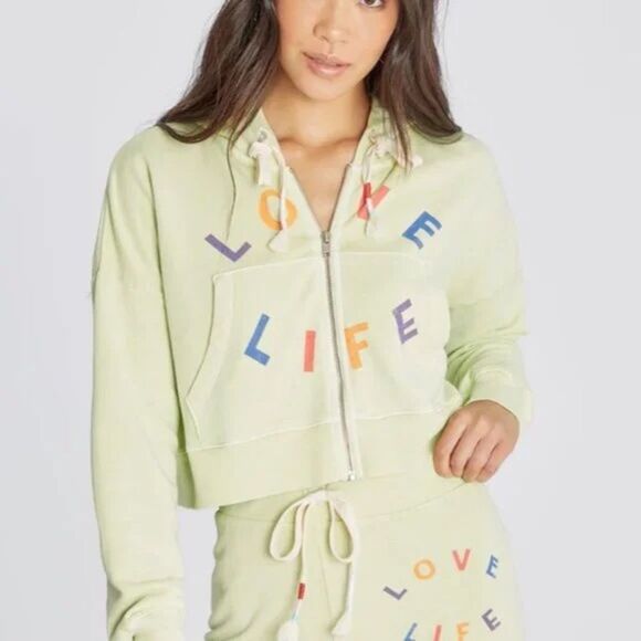 WILDFOX Love Life Kinley Hoodie Cropped Jacket Zip Front Green Size Small New - Picture 12 of 12